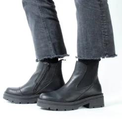 Edda Black Chelsea Bootie