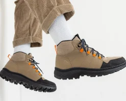 Hiking Vegan Beige Bootie