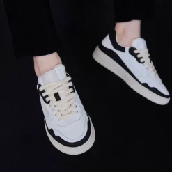 Level Black White Apple Sneaker