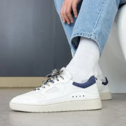 Level Marino Apple Sneaker