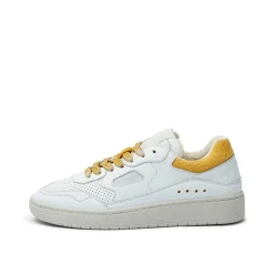 Level Yellow Apple Sneaker