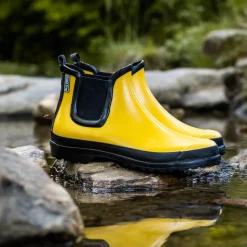Victoria Gelb Rubber Boot